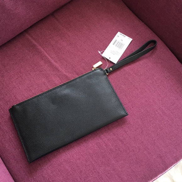 Gorgeous Michael Kors leather wristlet/wallet - Picture 2 of 8